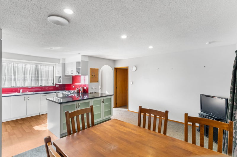 40 Ben Nevis Drive, Broomfield, Christchurch - Carousel 1