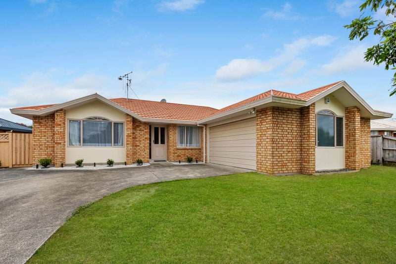 10 Aldershot Place, Nawton, Hamilton - Carousel 1