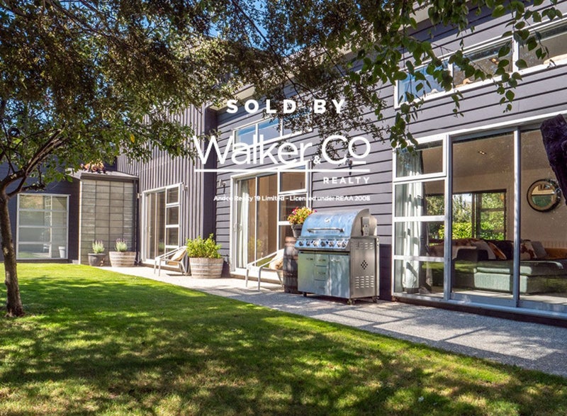 6 McIvor Lane, Lake Hayes, Queenstown - Carousel 1