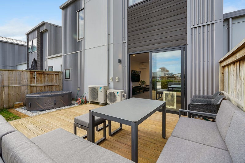 6 Gecko Lane, Hamilton Lake, Hamilton - Carousel 2