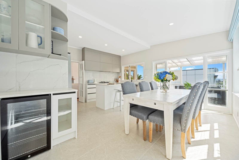 5 Waiatarua Road, Remuera, Auckland - Carousel 2