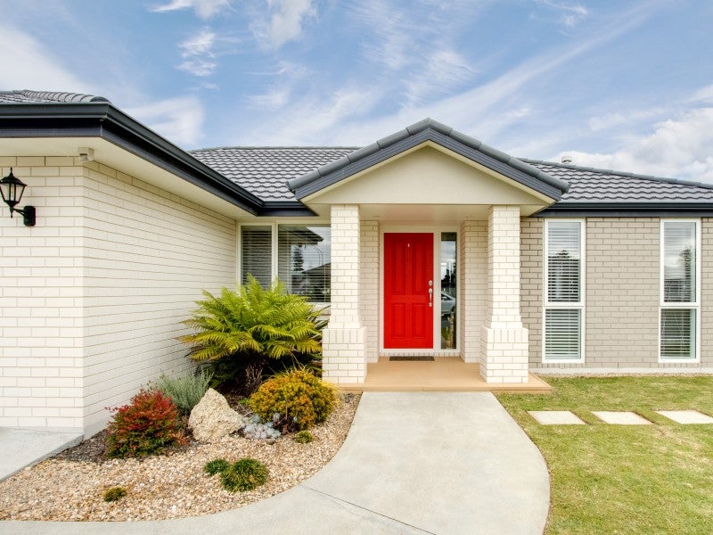 9 Aparima Place, Awatoto, Napier - Carousel 2