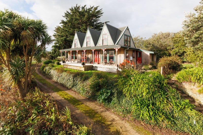 32 Staces Road, Palmerston North - Carousel 1