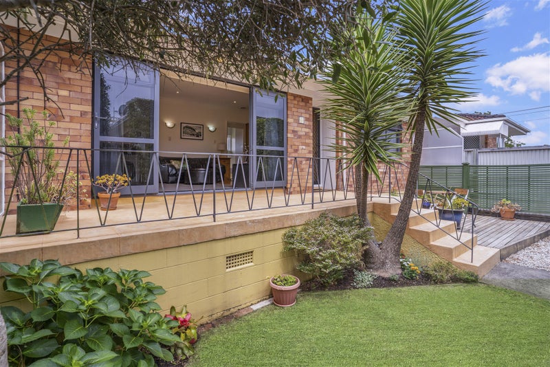 2/41 Tawhiri Road, One Tree Hill, Auckland - Carousel 1