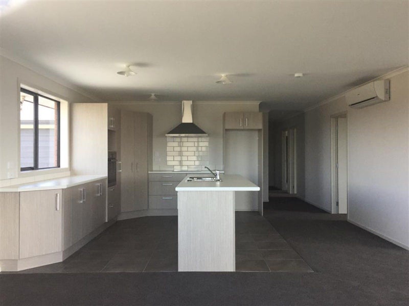 4 Jack Rise, Grandview Heights, Hamilton - Carousel 2