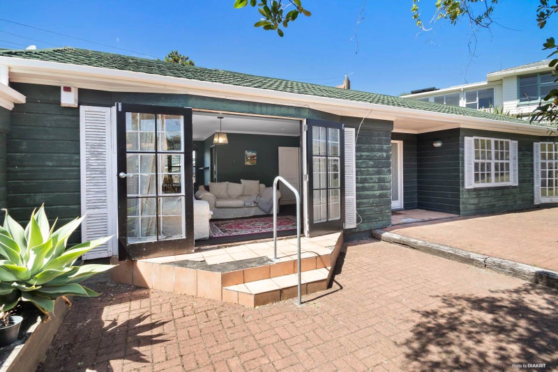 48 Atkin Avenue, Mission Bay, Auckland - Carousel 1