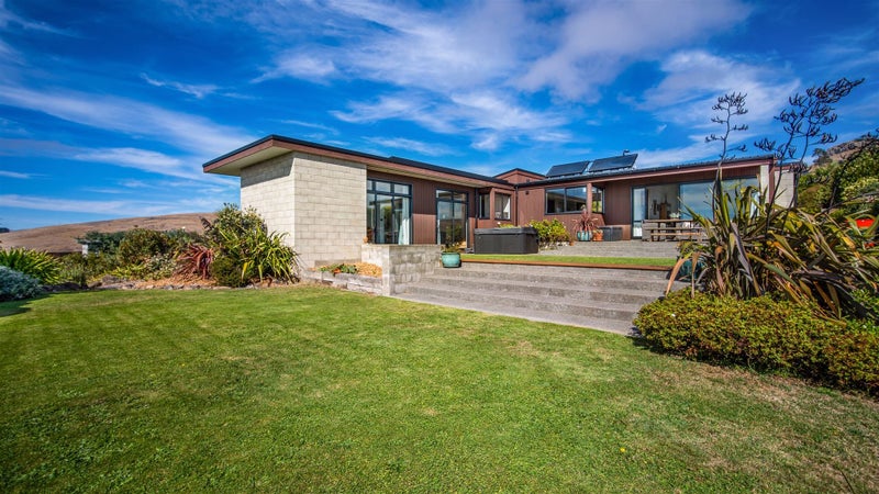 5 Teviotdale Way, Richmond Hill, Christchurch - Carousel 1