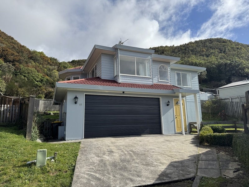 23 Jaunpur Crescent, Broadmeadows, Wellington - Carousel 1