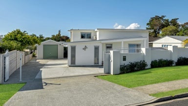 77 Karaka Road, Beachlands, Auckland - Carousel 1