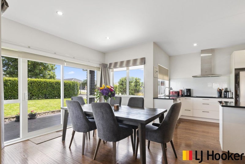 3 Drumkeen Place, Rosehill, Papakura - Carousel 1