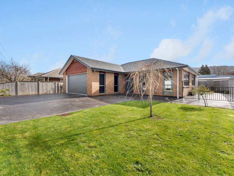 1147A Fergusson Drive, Clouston Park, Upper Hutt - Carousel 1