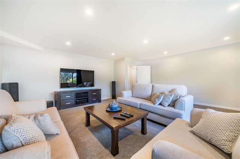 63 Redvers Drive, Belmont, Lower Hutt - Carousel 25