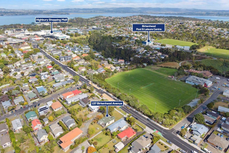137 Birkenhead Avenue, Birkenhead, Auckland - Carousel 1