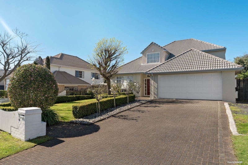55 Orangewood Drive, Northpark, Auckland - Carousel 1