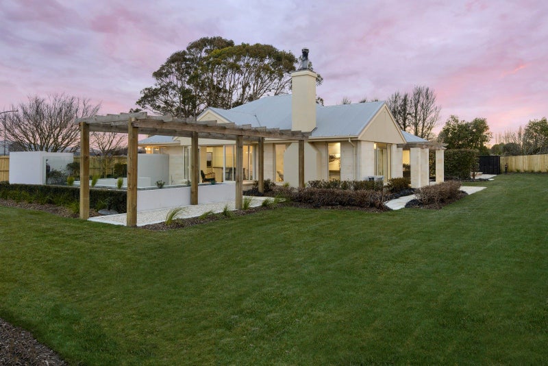 8 Kahurangi Road, Halswell, Christchurch - Carousel 1