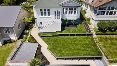 8 Blakey Avenue, Karori, Wellington - Carousel 1