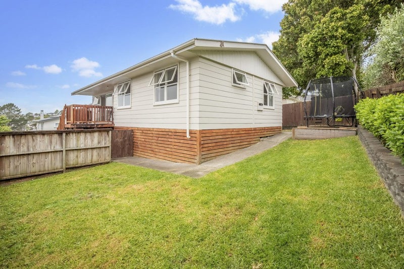 41A Sunnyside Road, Sunnyvale, Auckland - Carousel 2