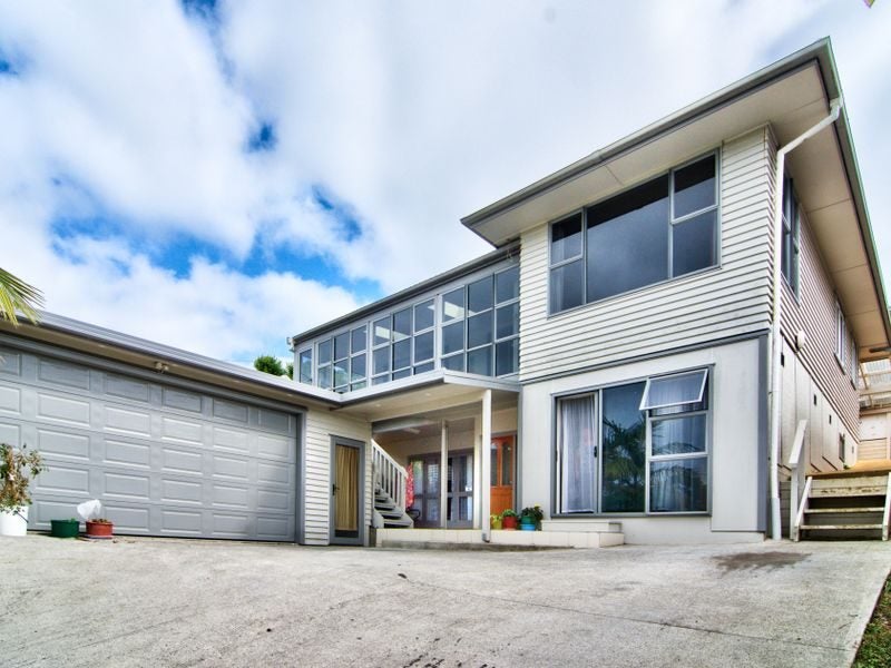 29 Mary Dreaver Street, New Windsor, Auckland - Carousel 1