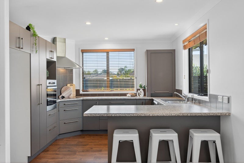 23 Rosella Drive, Welcome Bay, Tauranga - Carousel 2