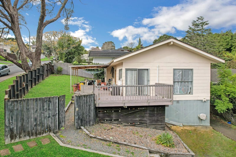 1/22 Simon Ellice Drive, Bayview, Auckland - Carousel 1