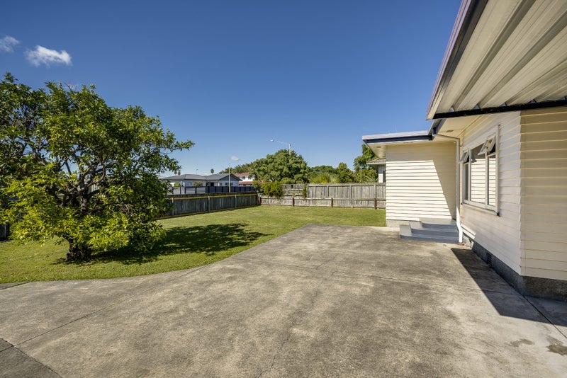 25 Flanders Avenue, Onekawa, Napier - Carousel 15
