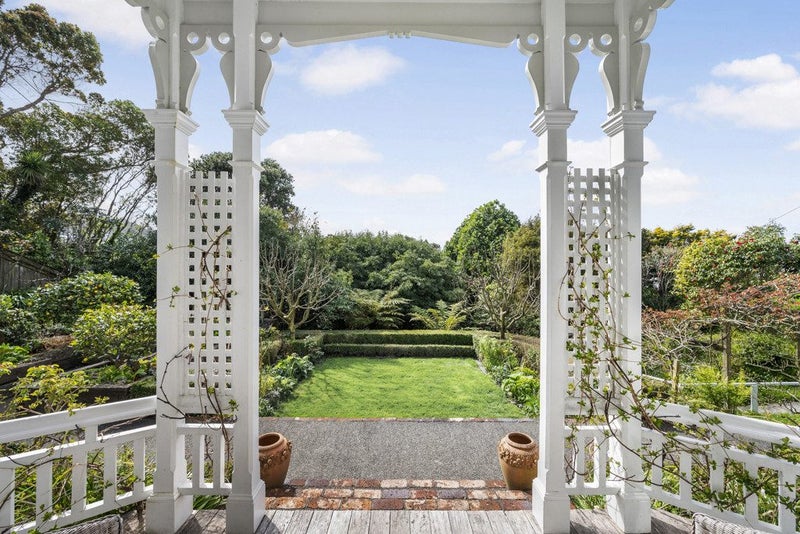 129 Upland Road, Kelburn, Wellington - Carousel 2