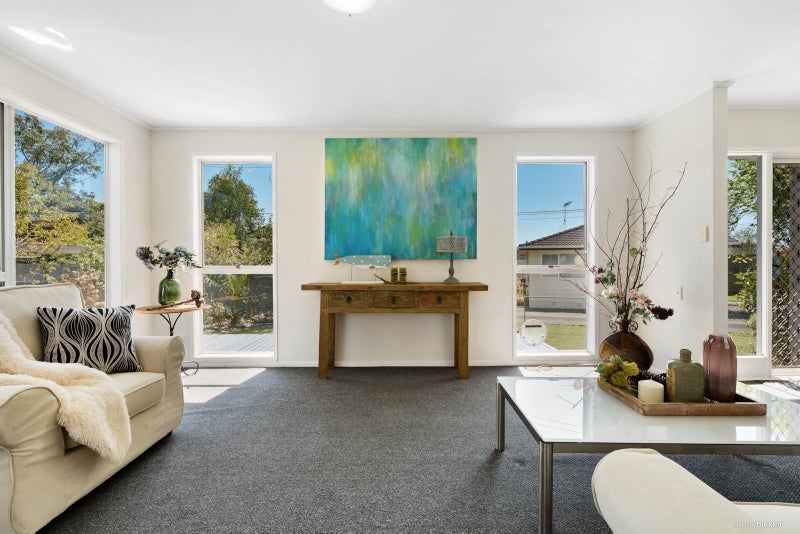 20 Ellice Road, Totara Vale, Auckland - Carousel 2