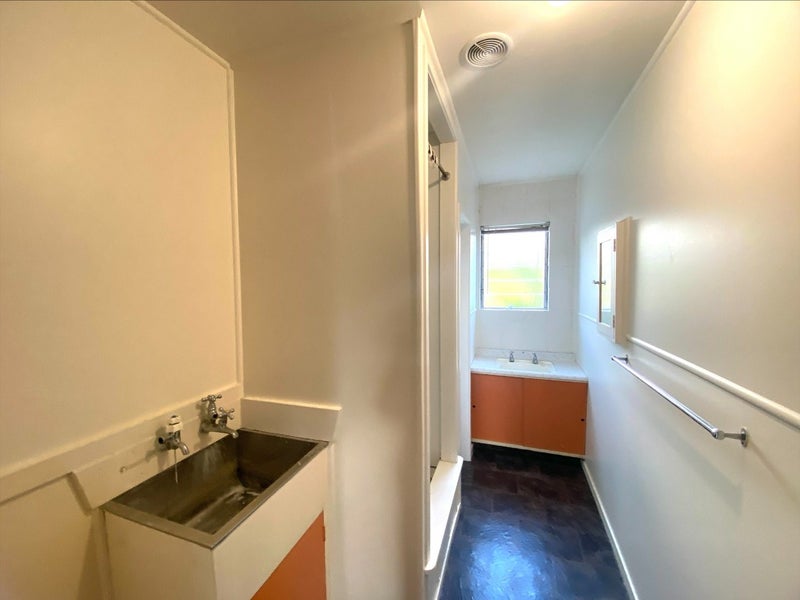 5/23 Opoia Road, Hamilton East, Hamilton - Carousel 4