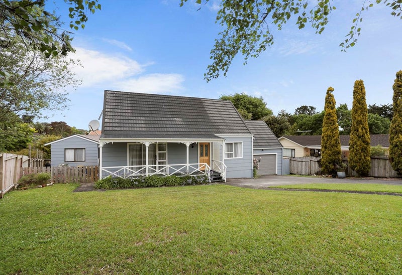 9 Peterhouse Place, West Harbour, Auckland - Carousel 1