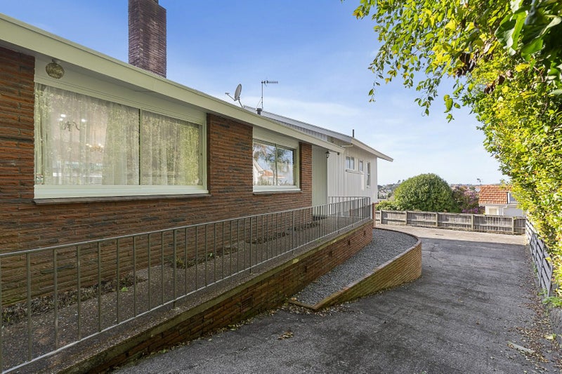 2/41 Victoria Avenue, Remuera, Auckland - Carousel 2