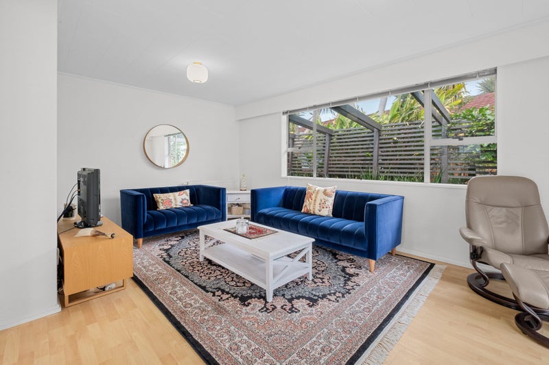 1/237 Courtenay Street, Strandon, New Plymouth - Carousel 2