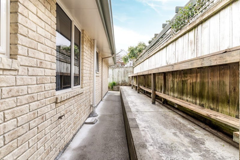 1 Major Aitken Drive, Huntsbury, Christchurch - Carousel 28