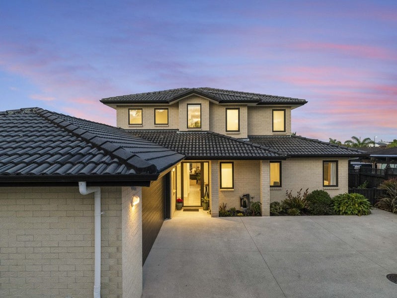 40 Intrepid Crescent, Beachlands, Auckland - Carousel 1