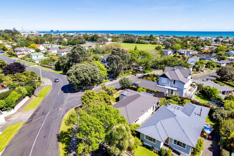 15 Rimu Street, Strandon, New Plymouth - Carousel 31