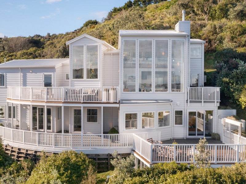 19 Captain Edward Daniell Drive, Ngaio, Wellington - Carousel 1