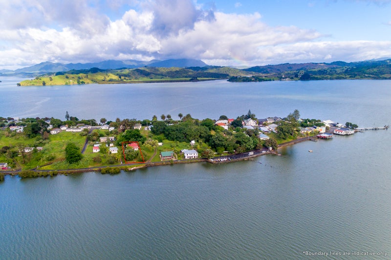 15 Clendon Esplanade, Rawene, Kaikohe - Carousel 2