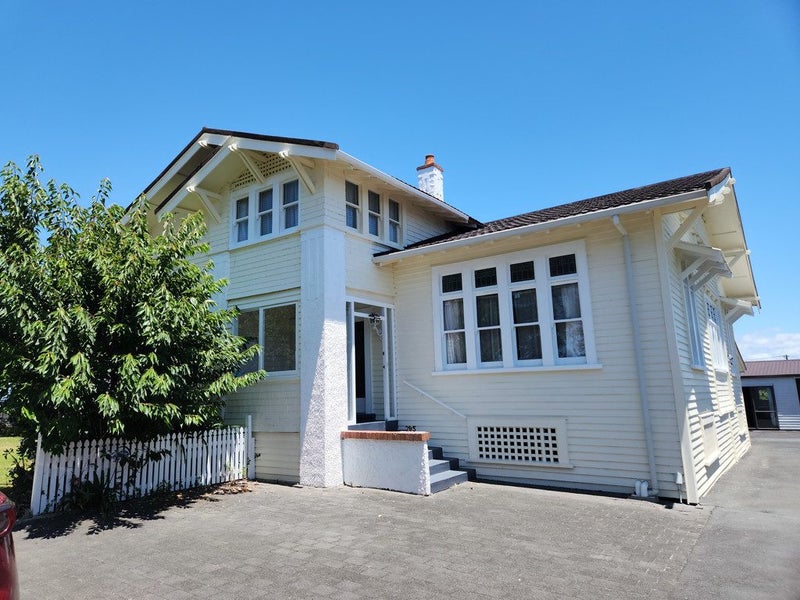 285 Richardson Road, New Windsor, Auckland - Carousel 1