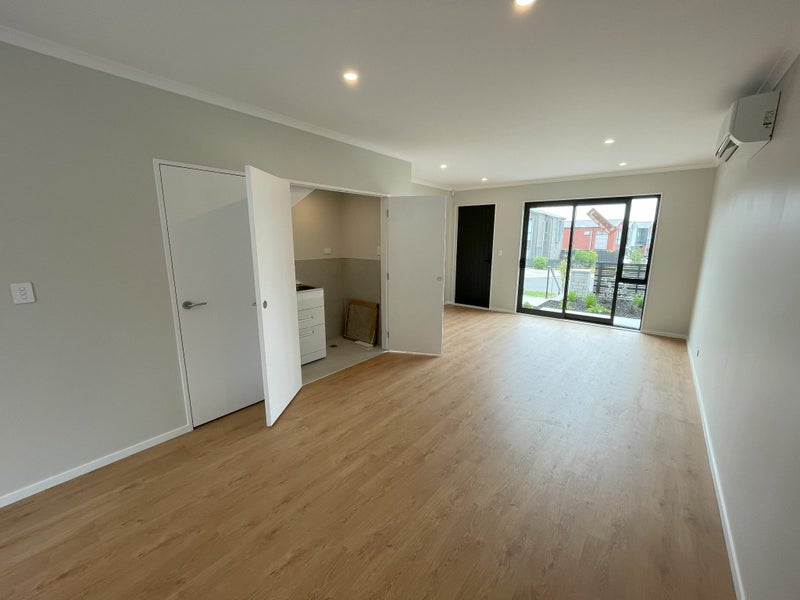 13 Te Rito Road, Hobsonville, Auckland - Carousel 2