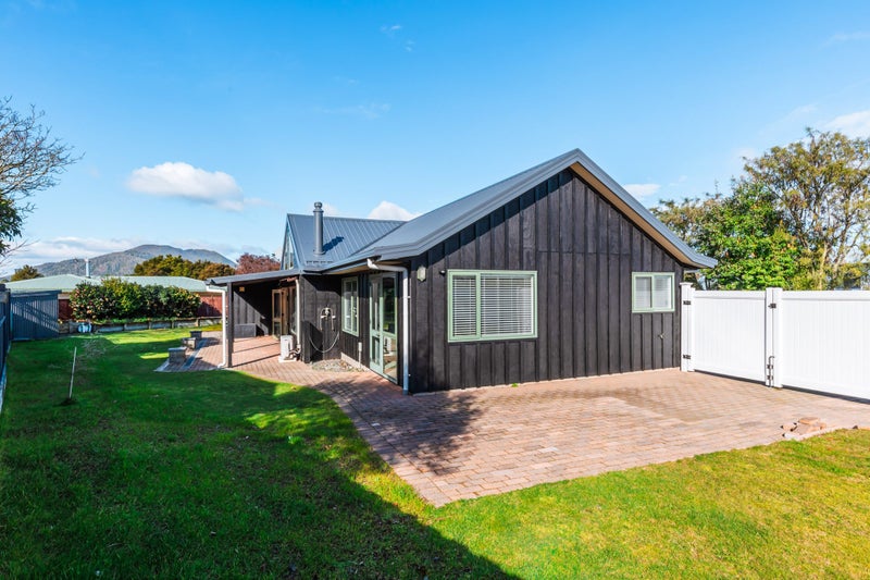 29 Robinson Terrace, Rangatira Park, Taupo - Carousel 1
