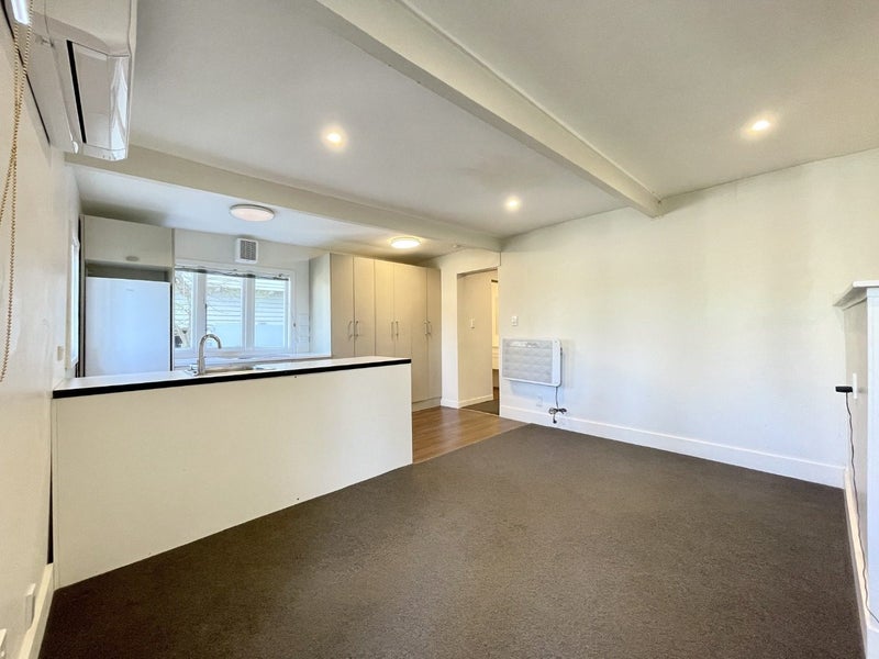 370 The Terrace, Te Aro, Wellington - Carousel 2