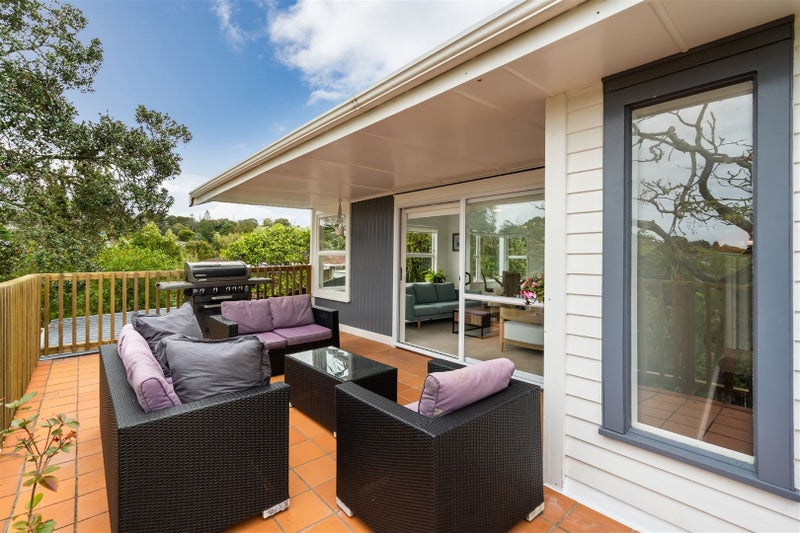 19 Agincourt Street, Glenfield, Auckland - Carousel 36