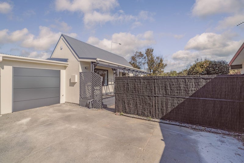 2/10 Hersham Place, Bromley, Christchurch - Carousel 15