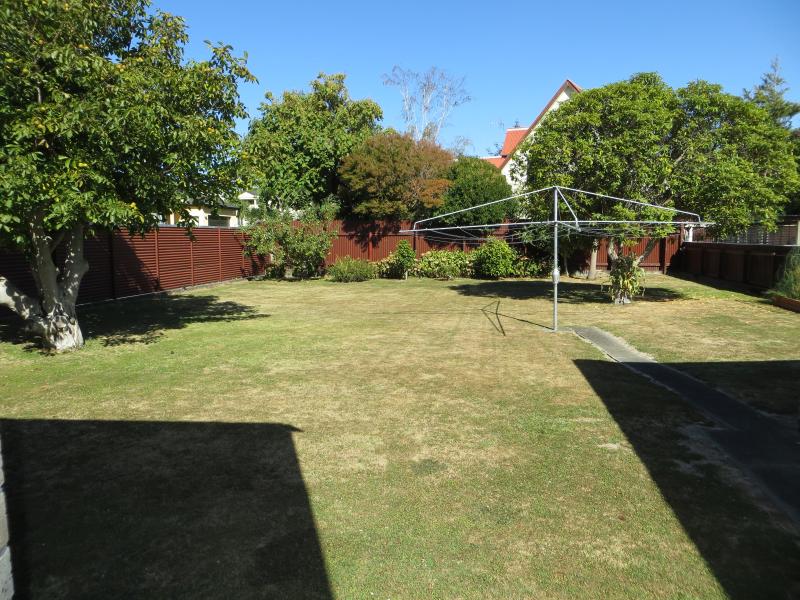 12 Long Melford Road, Awapuni, Palmerston North - Carousel 15