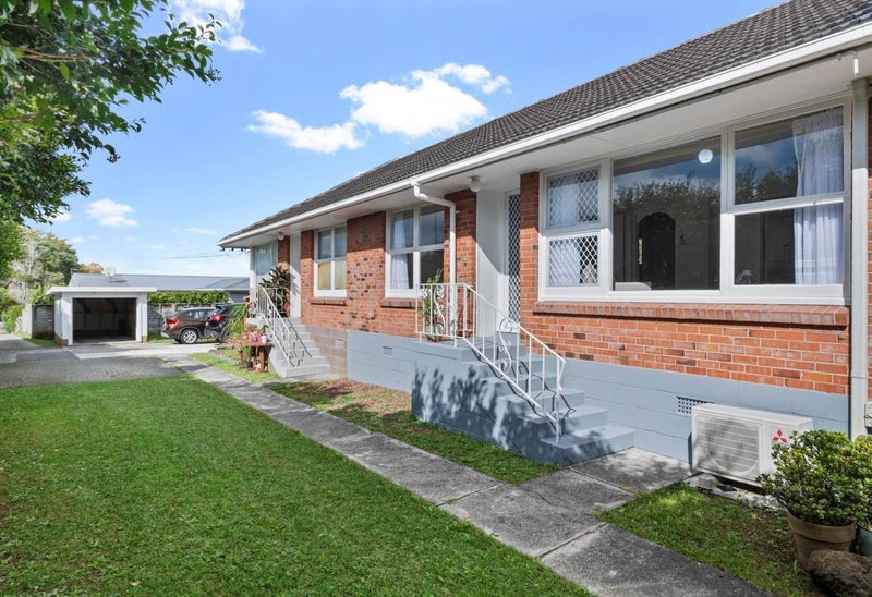 2/33 Dominion Street, Takapuna, Auckland - Carousel 2