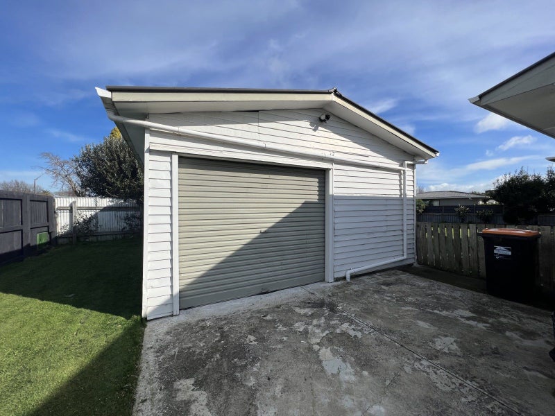 1 Oriana Place, Highbury, Palmerston North - Carousel 12