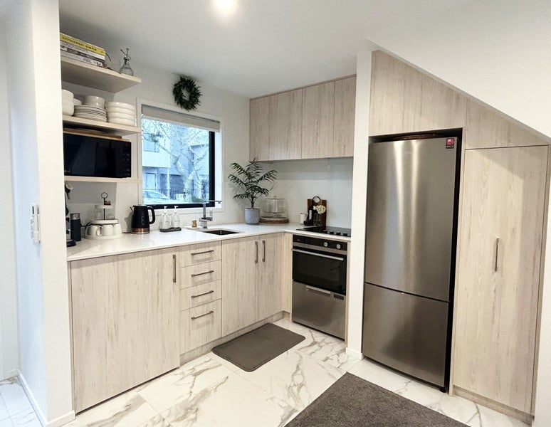 2/34 Sunnymead Road, Glen Innes, Auckland - Carousel 2