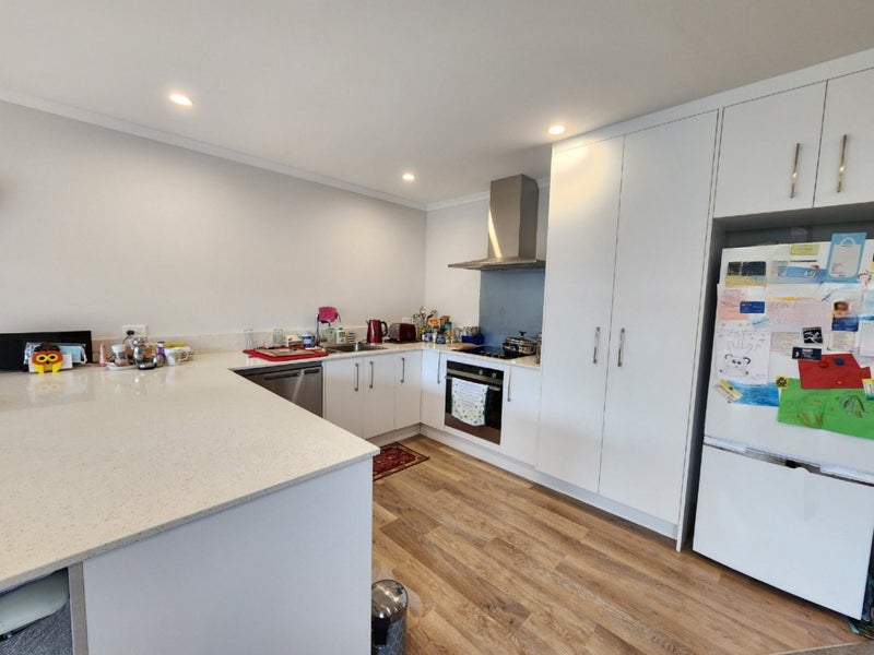 214A NAVIGATION DRIVE, Whitby, Porirua - Carousel 2