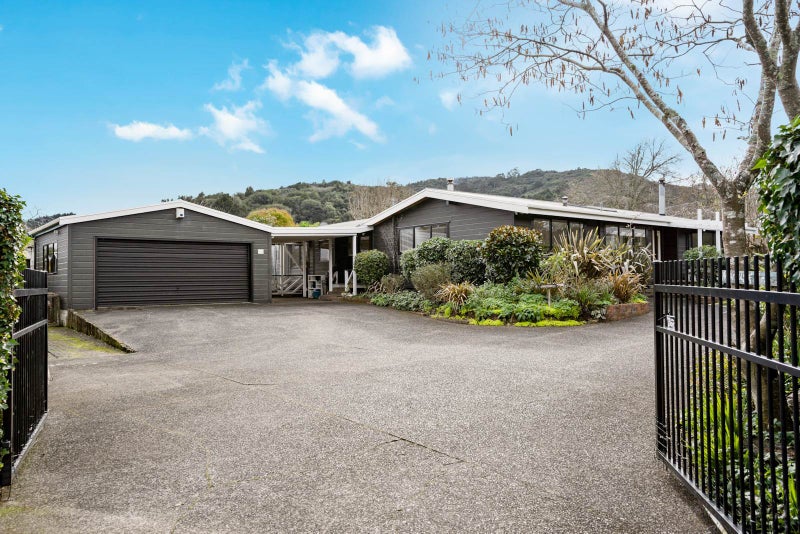 18 North Road, Papakura - Carousel 2