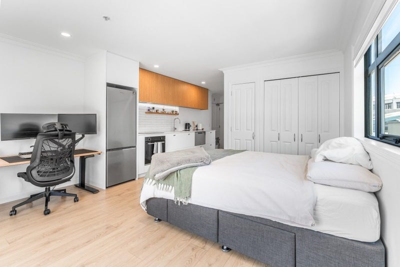 2C/118 Gladstone Road, Parnell, Auckland - Carousel 1