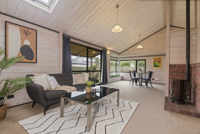 21 Matamau Street, Palmerston North, Palmerston North - Carousel 1